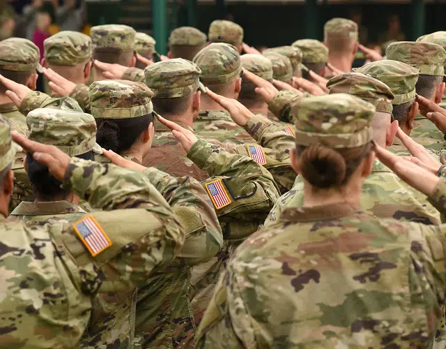 A group of Solider saluting